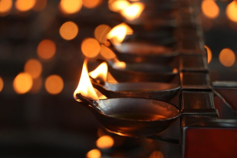 pahan, oil lamp, light, illuminate, bright, pahan, pahan, pahan, pahan, pahan, oil lamp, oil lamp, oil lamp